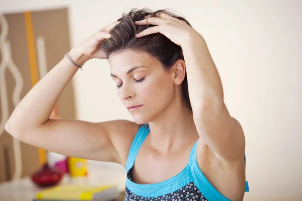 Vrouw wordt gemasseerd — Stockfoto