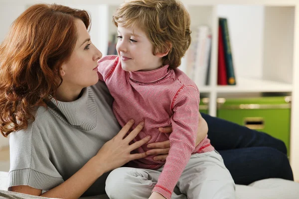 Moeder en kind — Stockfoto