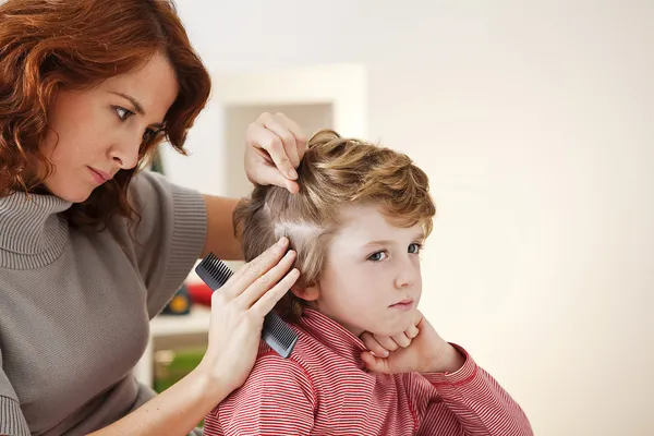 MADRE E BAMBINI — Foto Stock