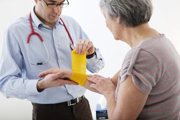 WRIST BANDAGE — Stock Photo, Image