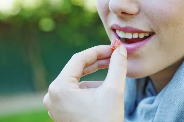 WOMAN TAKING MEDICATION — Stock Photo, Image