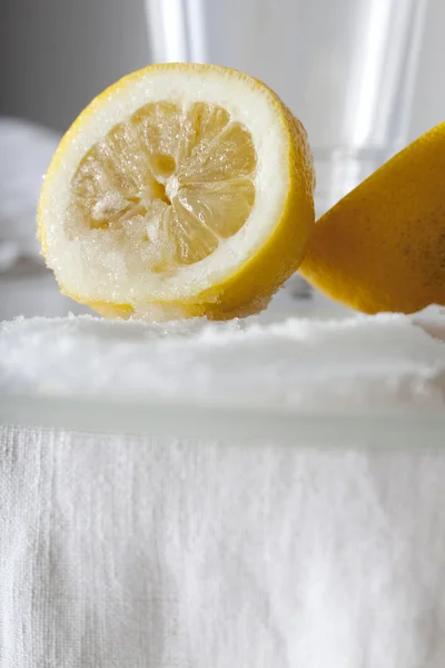 Organic Lemon — Stock Photo, Image