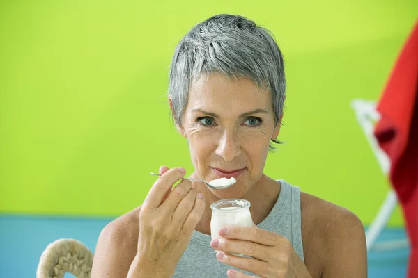 ELDERLY PERSON, DAIRY PRODUCT — Stock Photo, Image
