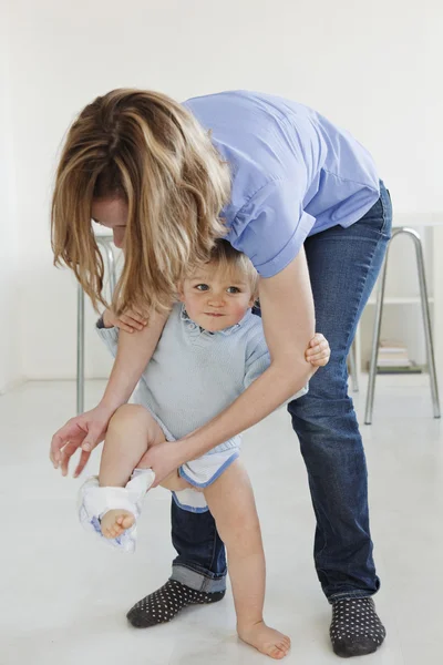 MADRE Y NIÑO —  Fotos de Stock