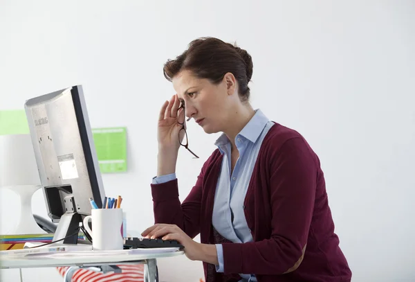 WOMAN INTERIOR — Stock Photo, Image