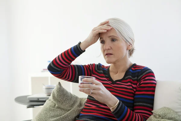 MUJER CON FLUSH CALIENTE —  Fotos de Stock