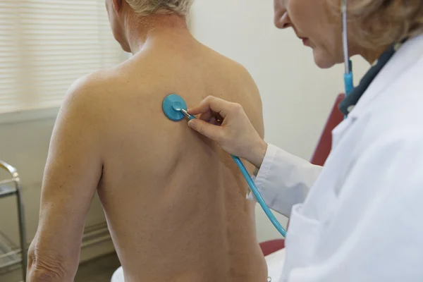 AUSCULTATION, ELDERLY PERSON — Stock Photo, Image