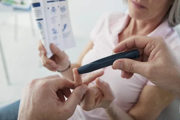 PROVA PER LE DIABETE VECCHIE — Foto Stock