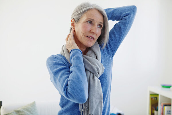 ЧЕРВИКАЛЬГИЯ В ЭЛДЕРЛИВНОМ ПЕРСОНЕ
