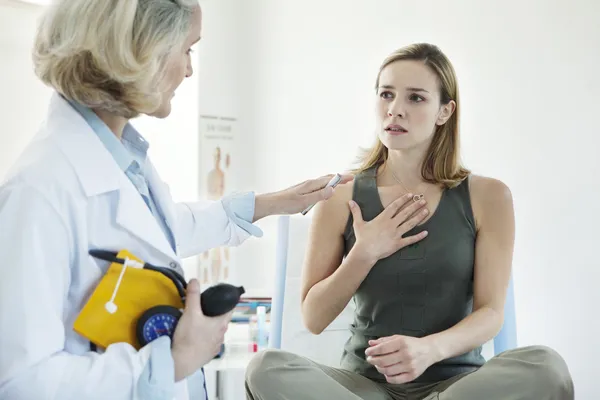 ASTHMA, WOMAN — Stock Photo, Image