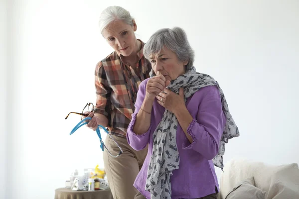 Two elderly women — Stock Photo, Image