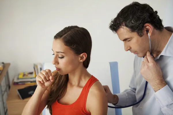 AUSCULTATION, WOMAN — Stock Photo, Image