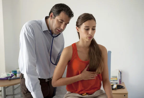 AUSCULTATION, WOMAN — Stock Photo, Image