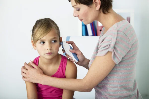 TEMPERATURA, BAMBINO — Foto Stock