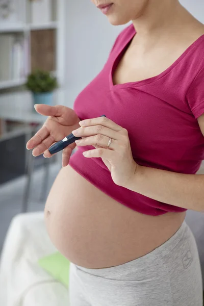 Test für Diabetes schwangere Frau — Stockfoto
