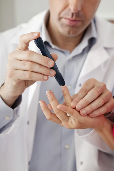 Test voor diabetes zwangere vrouw — Stockfoto