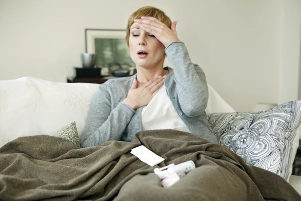 Zieke vrouw — Stockfoto