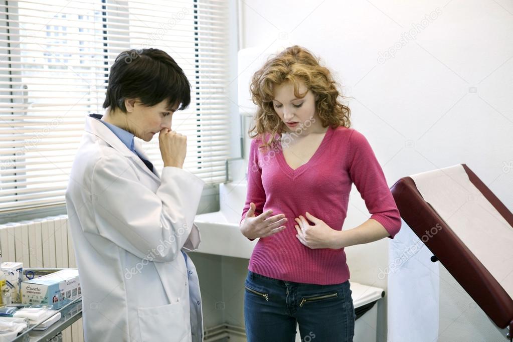 Girl visit a doctor