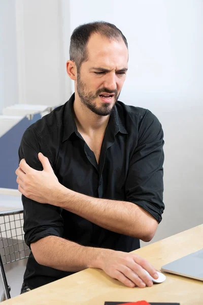 Man His Desk Shoulder Pain — Stok fotoğraf