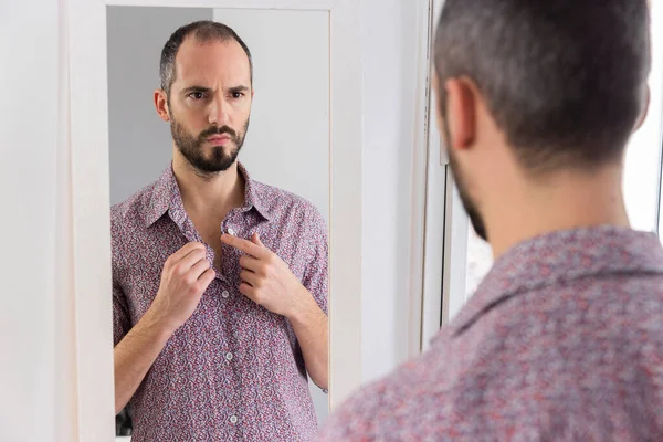 Man Looking Mirror Give Him Self Confidence — Stockfoto