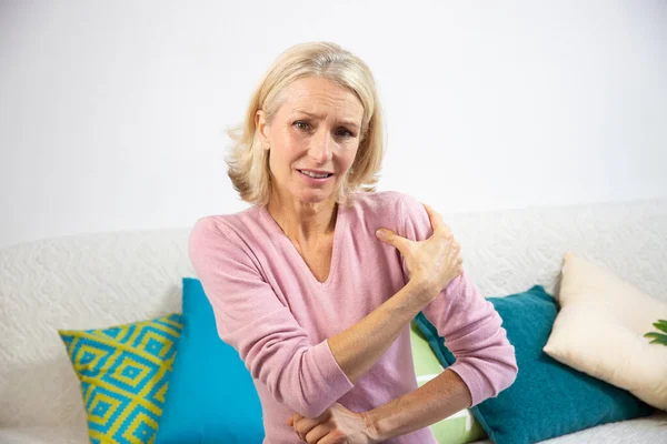 Woman Her Fifties Shoulder Pain — Stockfoto