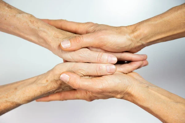 Elderly Woman Young Womans Hands — Stockfoto
