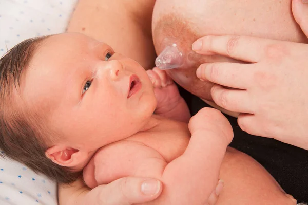 Mother Breast Feeding Baby Silicon Nipple Protection — Stockfoto