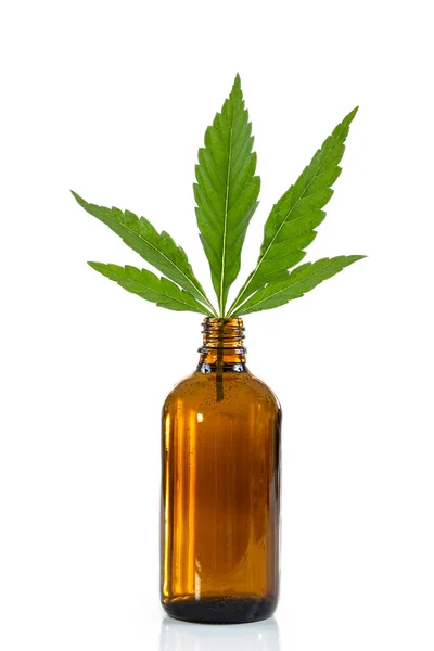 Cannabis Leaf Bottle Conceptual Image White Background — 스톡 사진