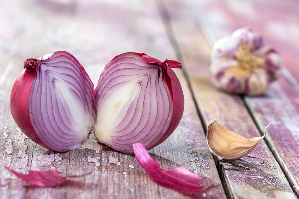 Beautiful Fresh Cut Red Onions Pink Garlic Group Objects Cooking — Fotografia de Stock