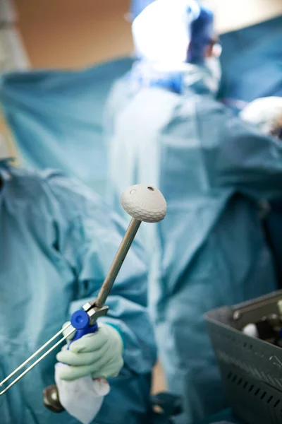 Orthopedic Surgery Operating Room Fitting Hip Prosthesis — Foto de Stock