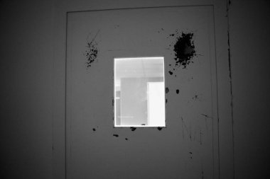 Part-time psychiatric day hospital for nursing care, consultations.