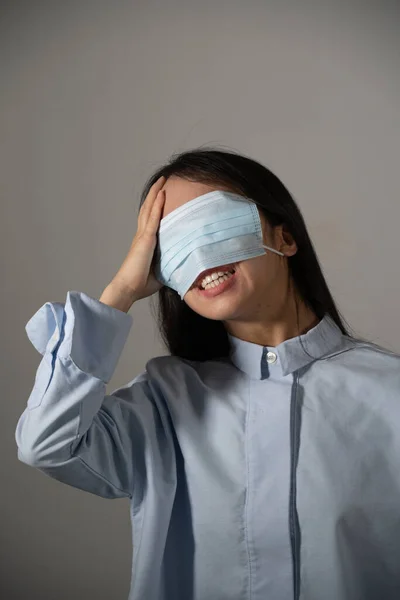 Young Woman Wearing Mask Her Eyes — Stock fotografie