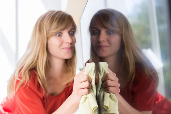 Woman Suffering Contamination Ocd — Stock Photo, Image