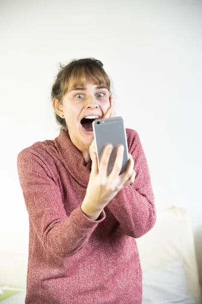 Extremely Joyful Woman Sight Her New Smartphone — Stock Photo, Image