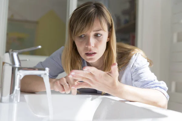 Woman Suffering Contamination Ocd Obsessive Hand Washing — Zdjęcie stockowe