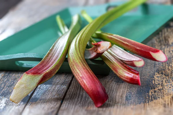 Close Rhubarb Stalks Resting Plate Wooden Board — Stock Photo, Image