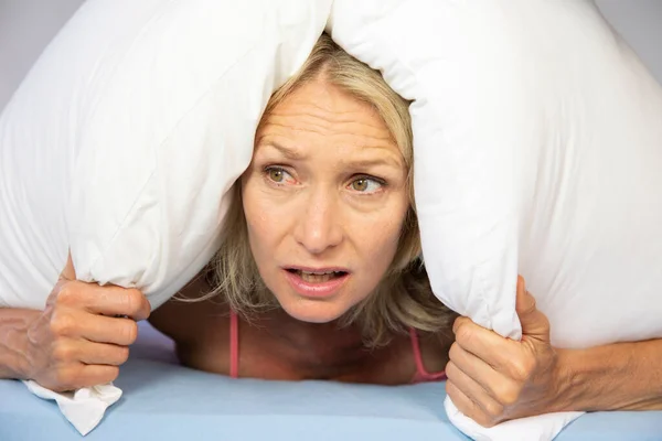 Woman Struggling Wake Morning — Photo