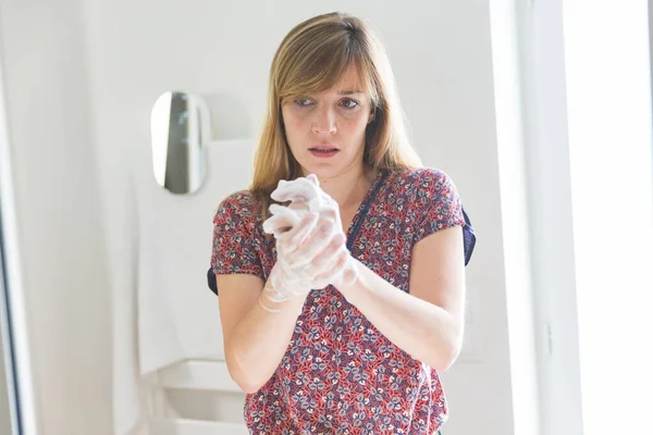 Woman Suffering Contamination Ocd Obsessive Hand Washing — Zdjęcie stockowe