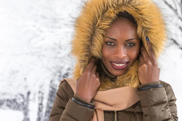 Mujer Con Ropa Invierno — Foto de Stock