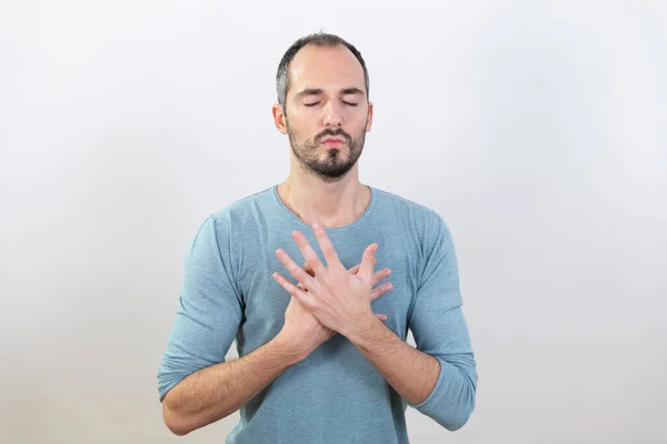 Man Carrying Out Relaxation Techniques — Stockfoto