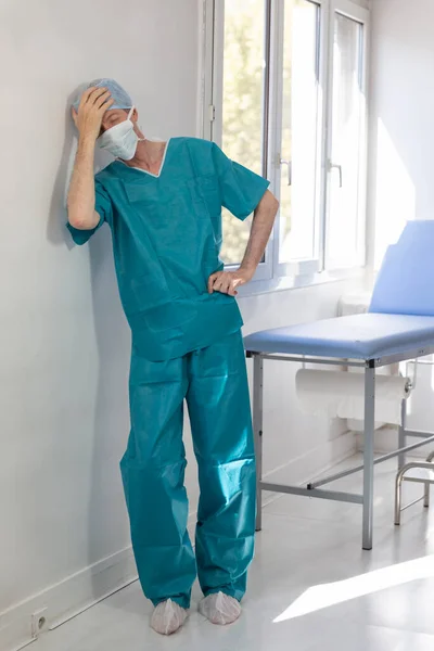 Surgeon Exhausted His Work — Stock fotografie