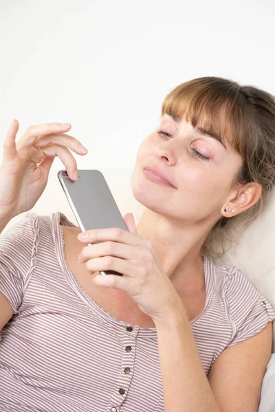 Woman Worshiping Her Smartphone Dependency Addiction Behavior — Foto de Stock