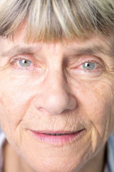 Yaşlı Kadının Yüzü — Stok fotoğraf
