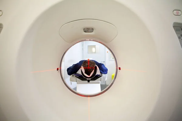 Digital Medical Imaging Center Cranial Scanner — Stock Photo, Image