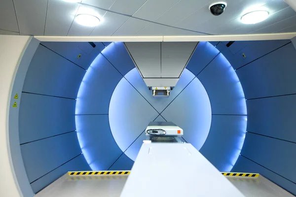 Proton Therapy Irradiates Cancer Cells Beam Protons Tumor — Foto de Stock