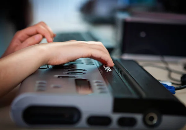 Braille Laptop Allowing Visually Impaired Access Computers — 스톡 사진
