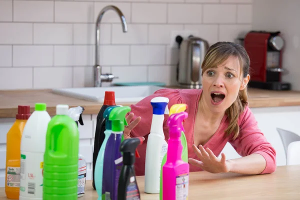 Toxic Household Cleaning Products — Stockfoto