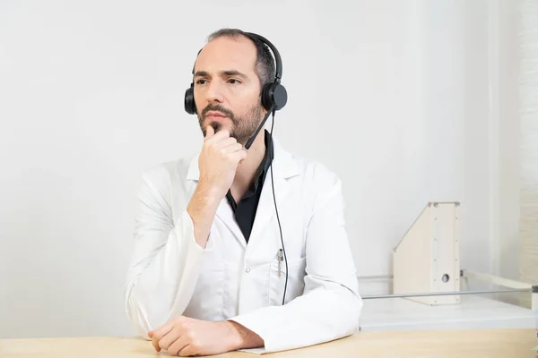 Hospital Doctor Video Consultation Patient Fellow — Stok fotoğraf