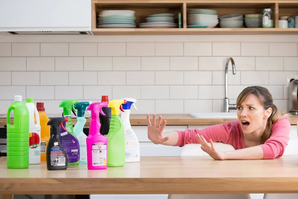 Toxic Household Cleaning Products — 图库照片