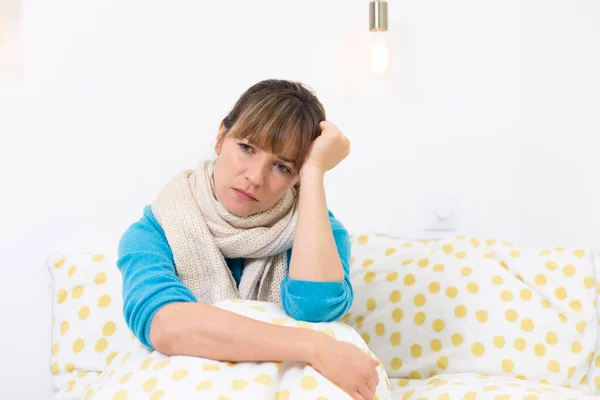 Young Woman Wrapped Bed Suffering Flu Condition Migraine — Stock fotografie